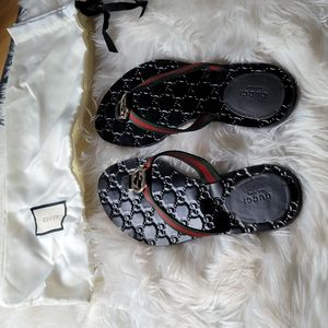 Gucci Sandals size 39